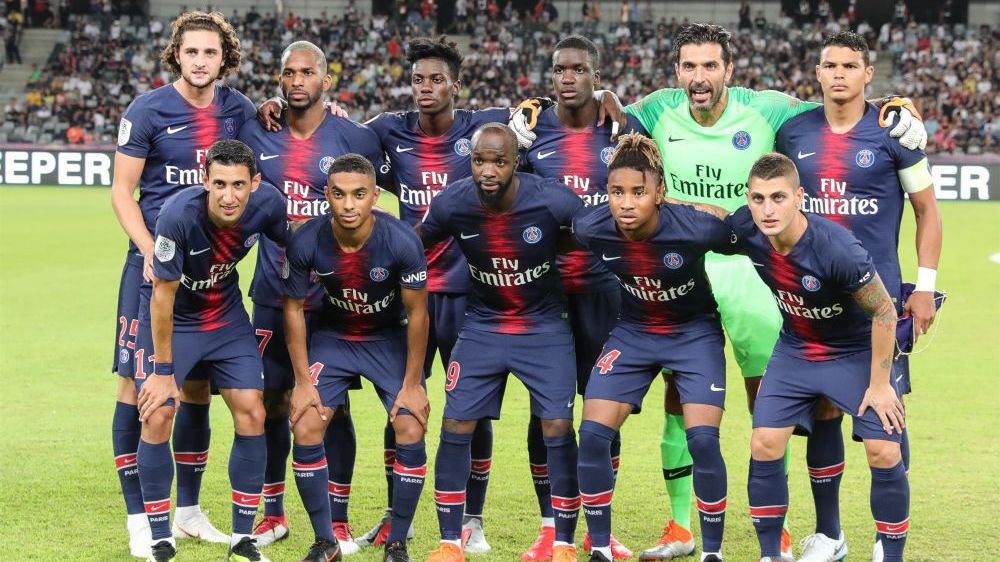 [德甲]十人“药厂”胜“霍村”